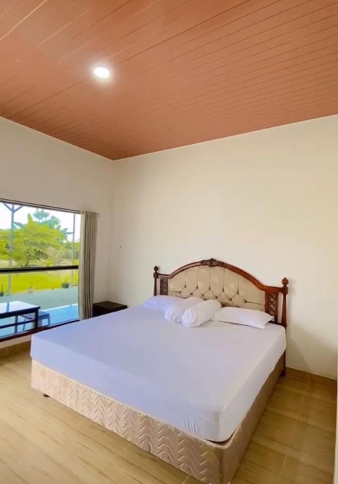 Amadeo Guest House Ratodena Ngoại thất bức ảnh